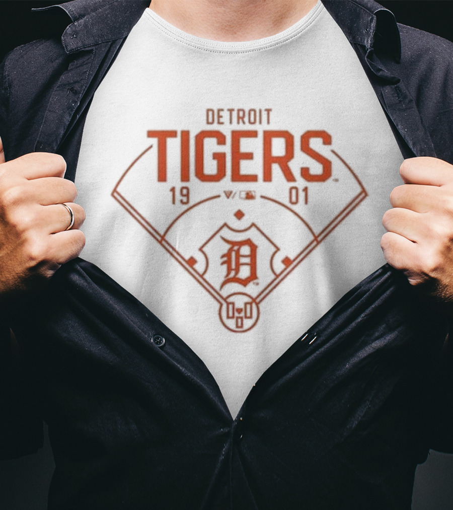 Detroit Tigers 1901 Baseball Field T-Shirt