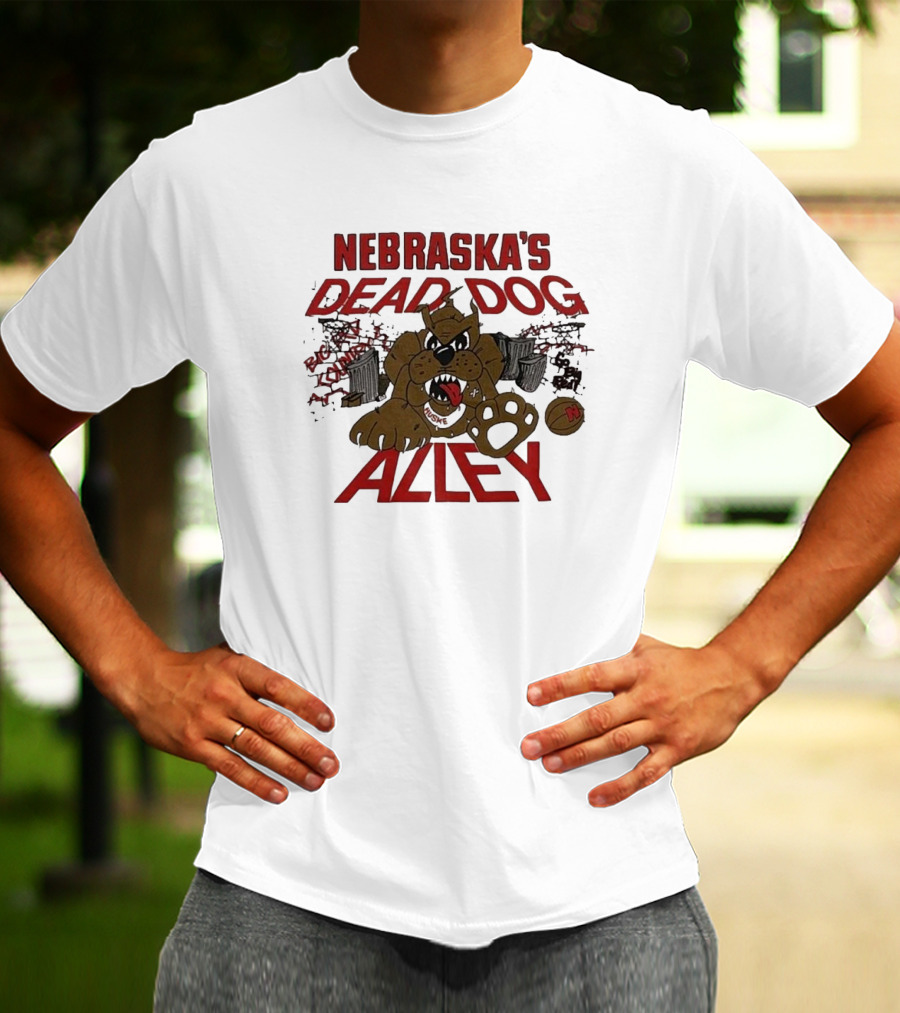 Nebraska’s Dead Dog Alley Big Red Country Vintage T-Shirt