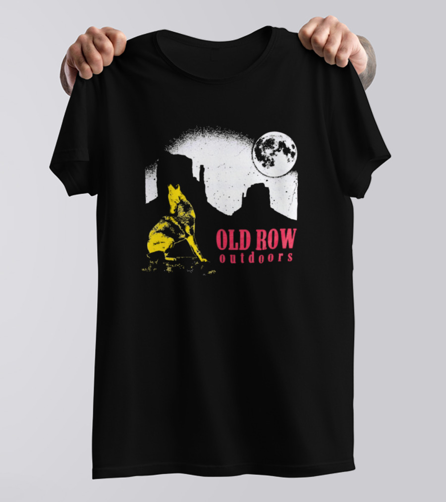 Old Row Outdoors Coyote Moon Silhouette Desert Scene T-Shirt