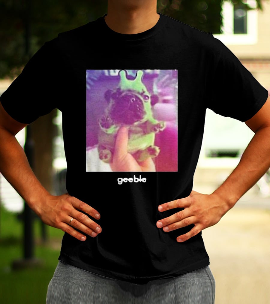 Pibble Palace Geeble Pug Crown T-Shirt
