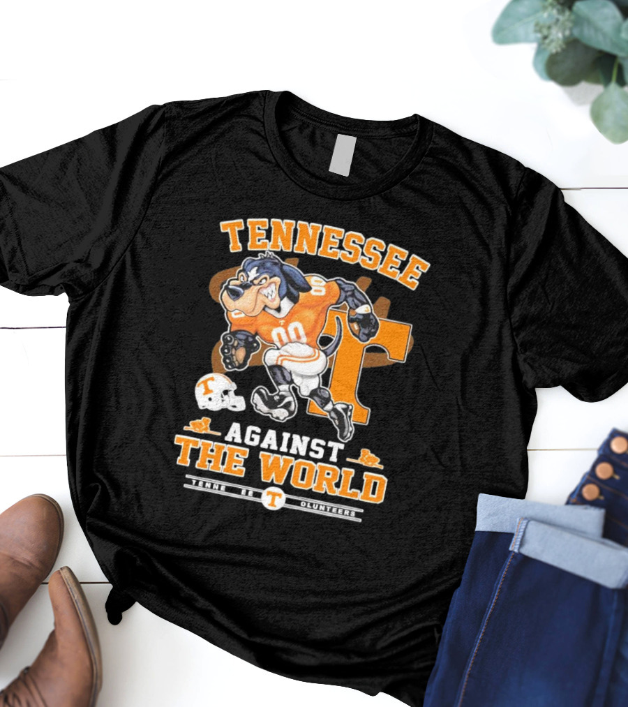 Tennessee Vols Mascot Charging Forward Against The World T-Shirt