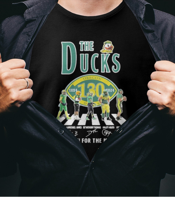 The Oregon Ducks 130 Years 1894-2024 Thank You For The Memories LaMichael James Marcus Mariota De'Anthony Thomas Haloti Ngata Joey Harrington T-Shirt