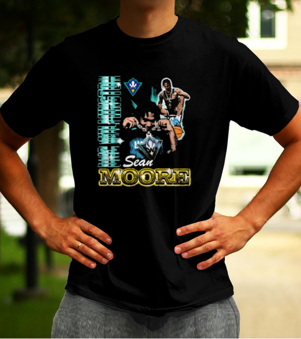 UNC Wilmington Seahawks Sean Moore 90s Basketball T-Shirt