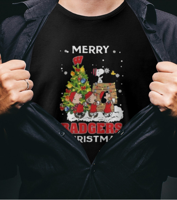 Merry Badgers Christmas 2024 Snoopy And Friends Wisconsin T-Shirt