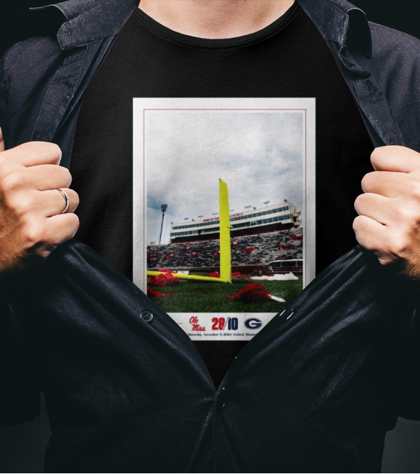 Ole Miss Rebels Vs. Georgia Bulldogs November 9 2024 Oxford Mississippi Score 28-10 T-Shirt