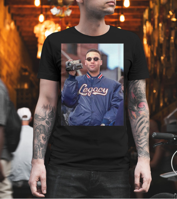 Derek Jeter Legacy Camcorder New York Yankees 2000 World Series MLB T-Shirt