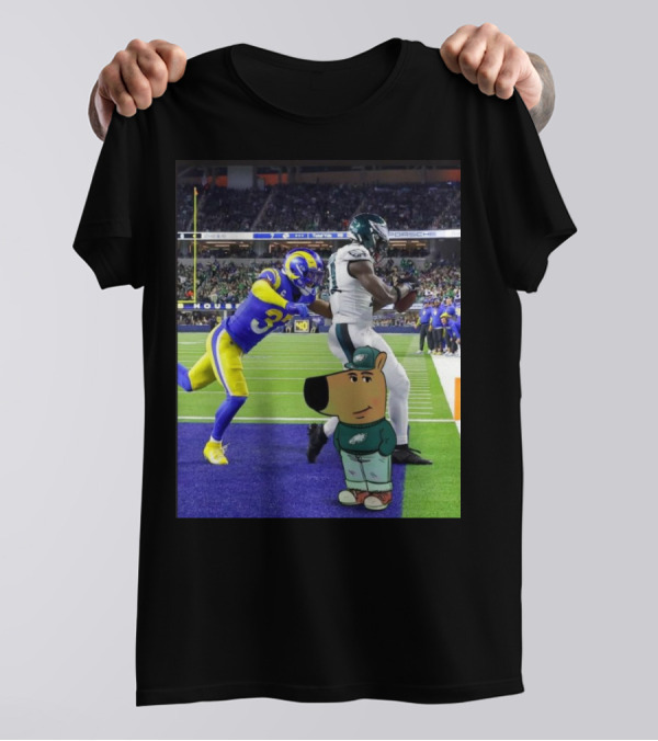 Philadelphia Eagles Vs Los Angeles Rams Cartoon Character NFL Scene T-Shirt