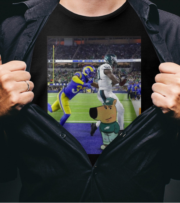 Philadelphia Eagles Vs Los Angeles Rams Cartoon Character NFL Scene T-Shirt