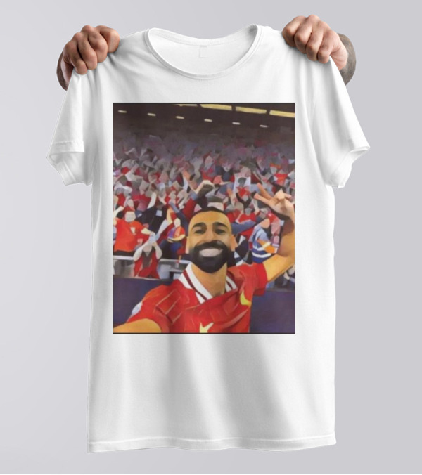 Liverpool FC 2025 Premier League Champions Mohamed Salah Selfie Celebration T-Shirt