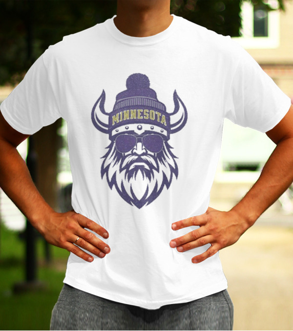 Minnesota Viking Beanie And Sunglasses Football Fan Icon T-Shirt