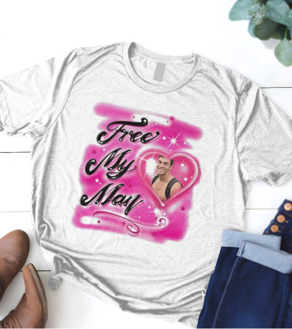 Free My Man Luigi Mangione Heart Pink Background T-Shirt