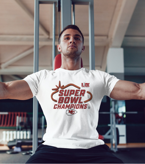Kansas City Chiefs Super Bowl LIV Champions KC Logo T-Shirt