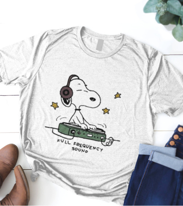 Snoopy Full Frequency Sound With Stars And Audio Equipment T-Shirt