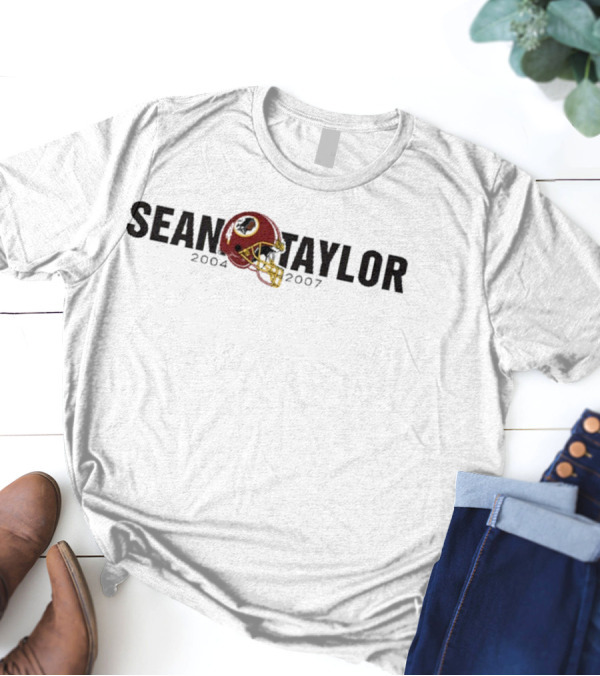 Sean Taylor 2004 2007 Washington Commanders Helmet Tribute T-Shirt