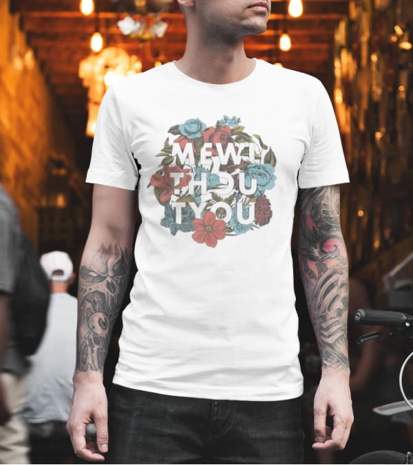 Mewi Thou Tyou White Flowers Roses Blue Red T-Shirt