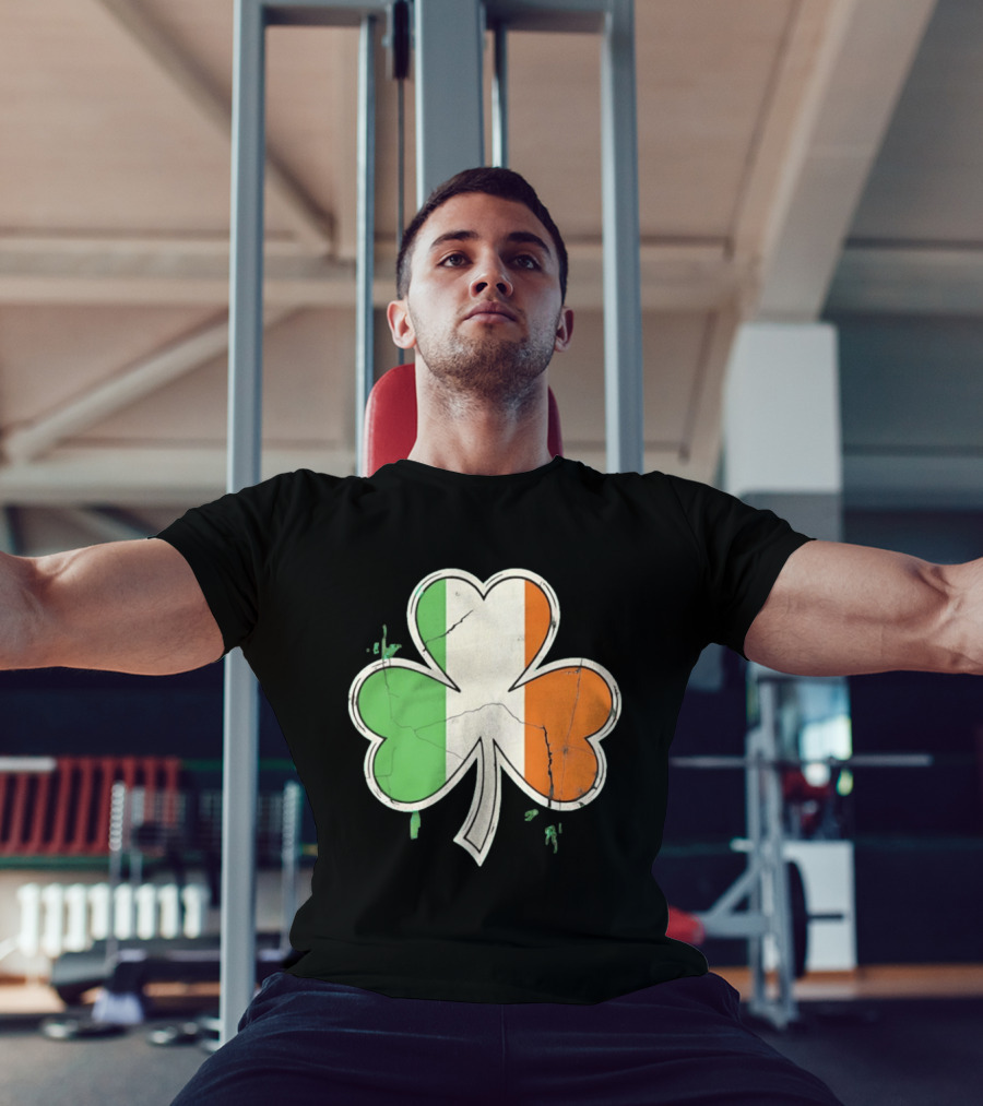 St Patrick's Day Shamrock With Italy Flag T-Shirt