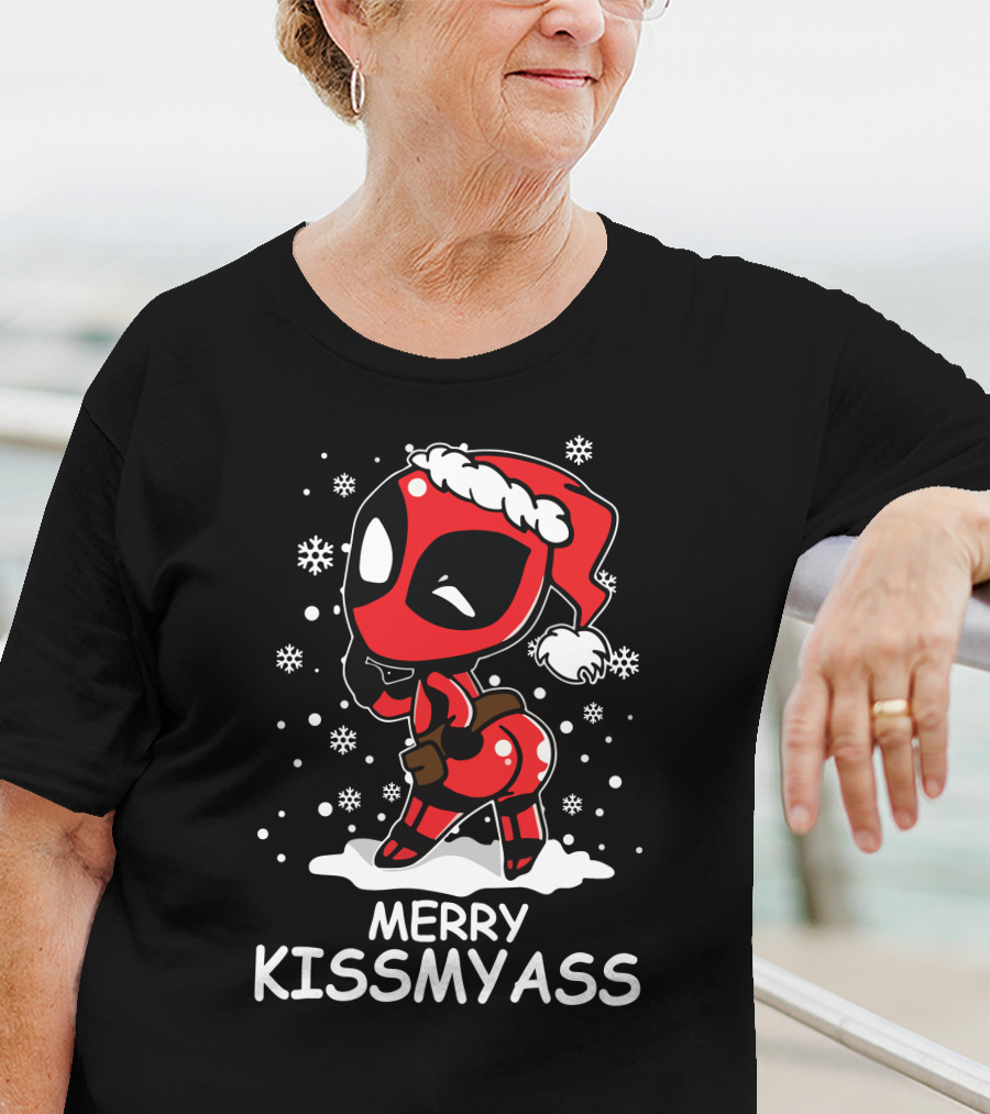 Merry KissMyAss Deadpool Santa Hat Snowflakes T-Shirt