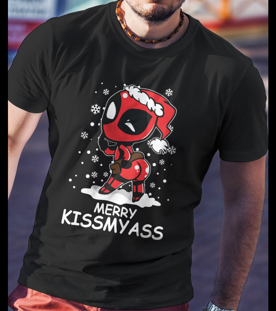 Merry KissMyAss Deadpool Santa Hat Snowflakes T-Shirt