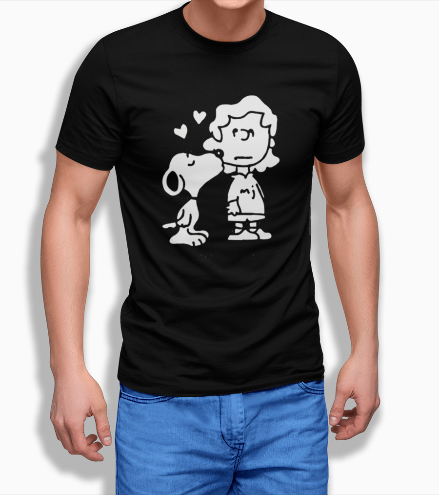 Puppy Love Snoopy Kissing Lucy Peanuts Hearts T-Shirt