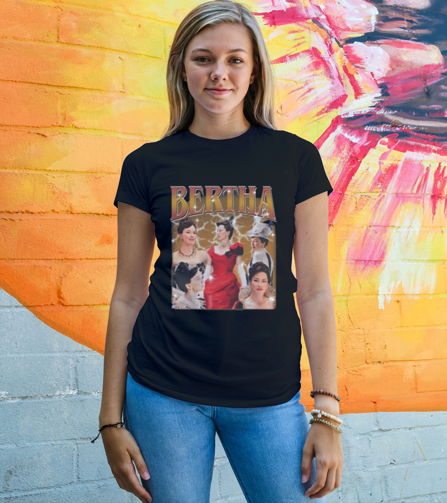 Bertha The Boss Glamorous Vintage Fashion Queens T-Shirt