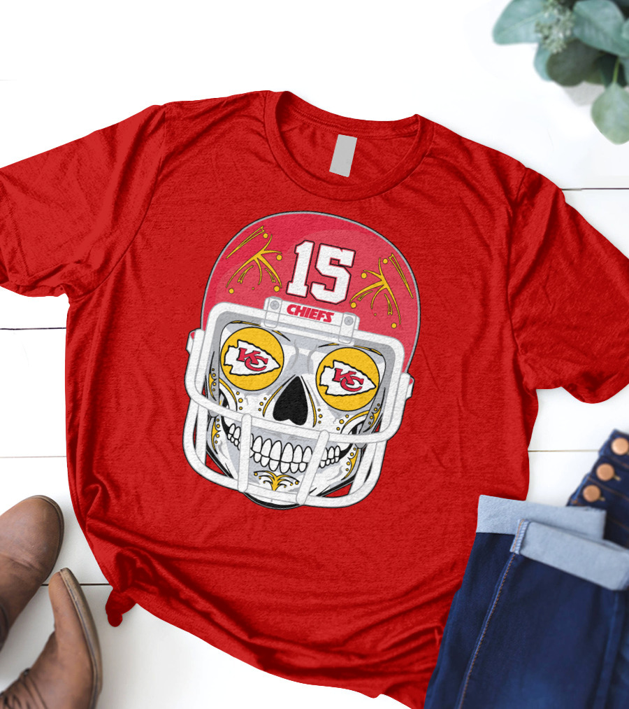 Chiefs Skull Helmet T-Shirt