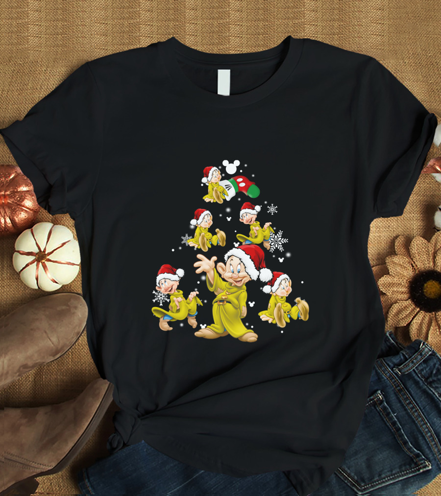 Disney Dopey Christmas Santa Hat Snowflake Holiday Tree T-Shirt
