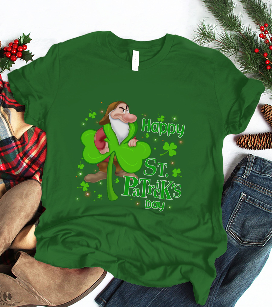 Happy St. Patrick's Day Grumpy Dwarf With Clover And Shamrocks T-Shirt