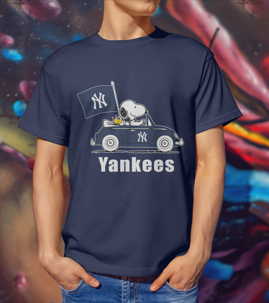Yankees Snoopy Car New York Yankees Flag T-Shirt