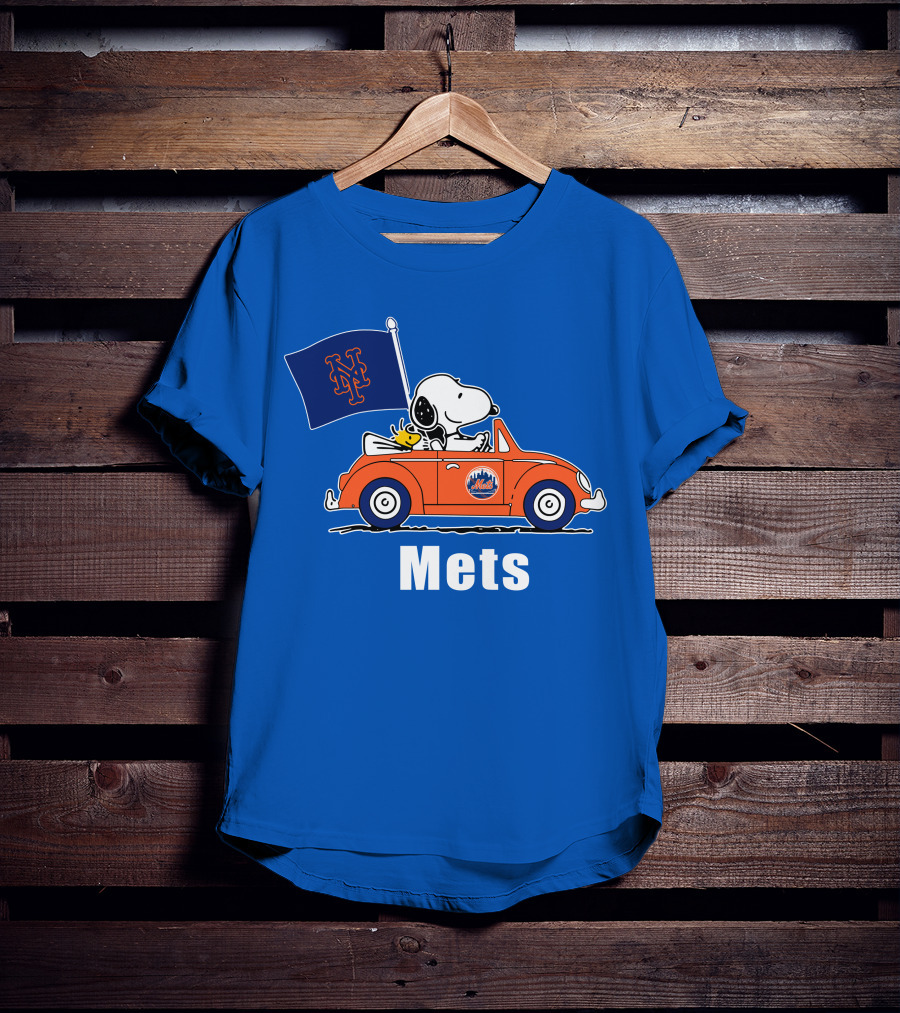 Mets Snoopy Driving With Woodstock And Flag T-Shirt
