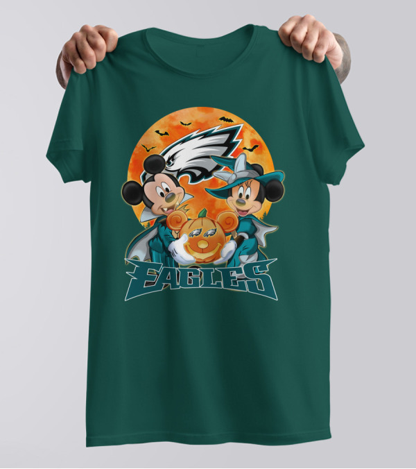 Philadelphia Eagles Mickey And Minnie Halloween Pumpkin T-Shirt