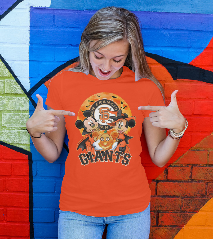 San Francisco Giants Halloween Mickey Mouse Minnie Mouse Pumpkin T-Shirt