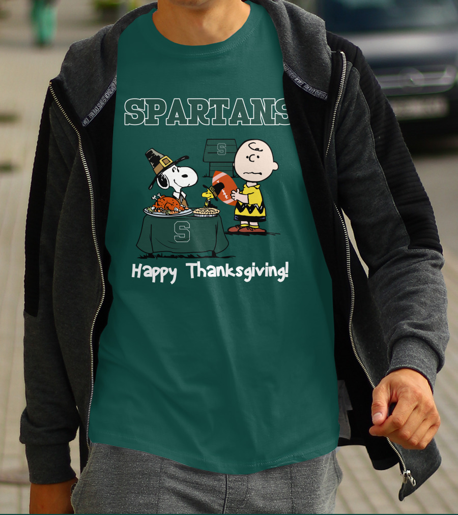 Spartans Snoopy Charlie Brown Thanksgiving Football T-Shirt