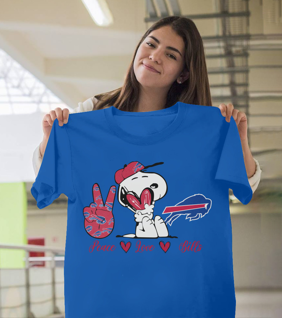Peace Love Buffalo Bills Snoopy Holding Hearts T-Shirt