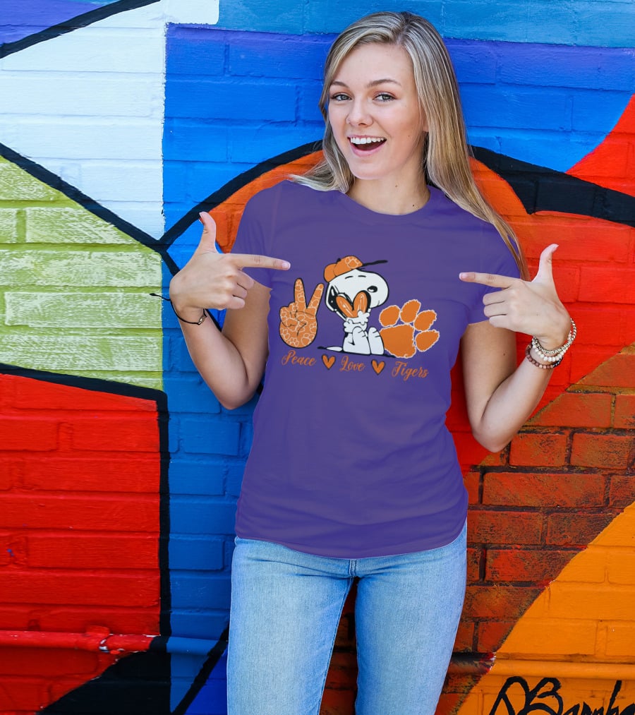 Peace Love Clemson Tigers Snoopy With Paw Print And Heart Icons T-Shirt