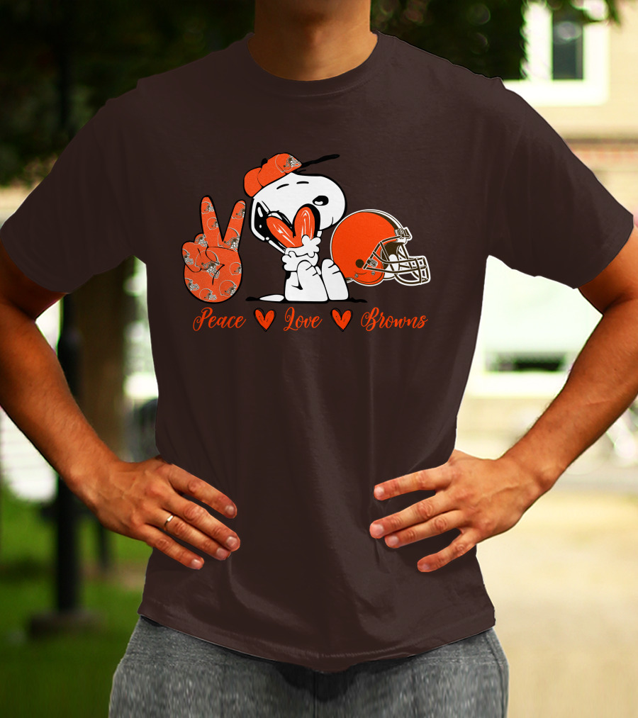 Peace Love Browns Snoopy Cleveland Browns Helmet T-Shirt