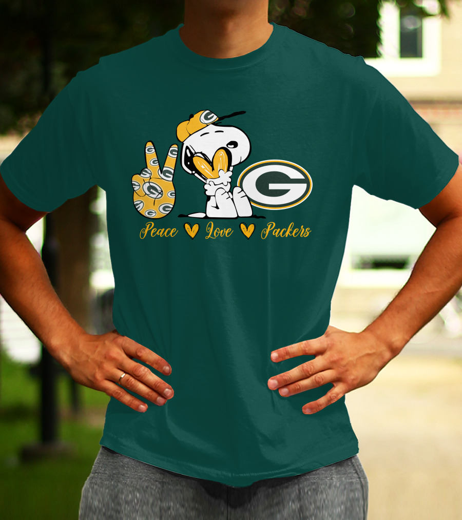 Peace Love Packers Snoopy Green Bay Packers T-Shirt