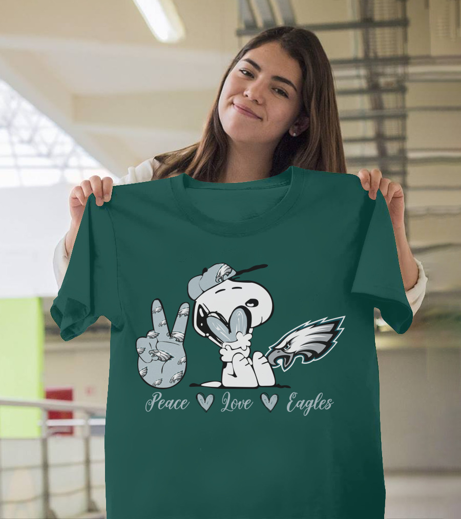 Peace Love Snoopy Philadelphia Eagles T-Shirt