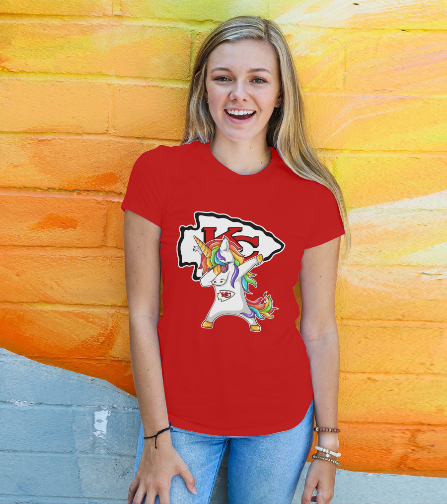Kansas City Chiefs Unicorn Dabbing KC Logo Rainbow Mane T-Shirt