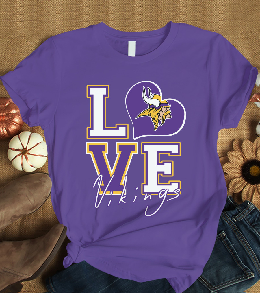 Love Minnesota Vikings Heart T-Shirt