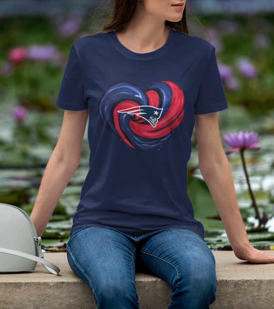 New England Patriots Heart Swirl T-Shirt