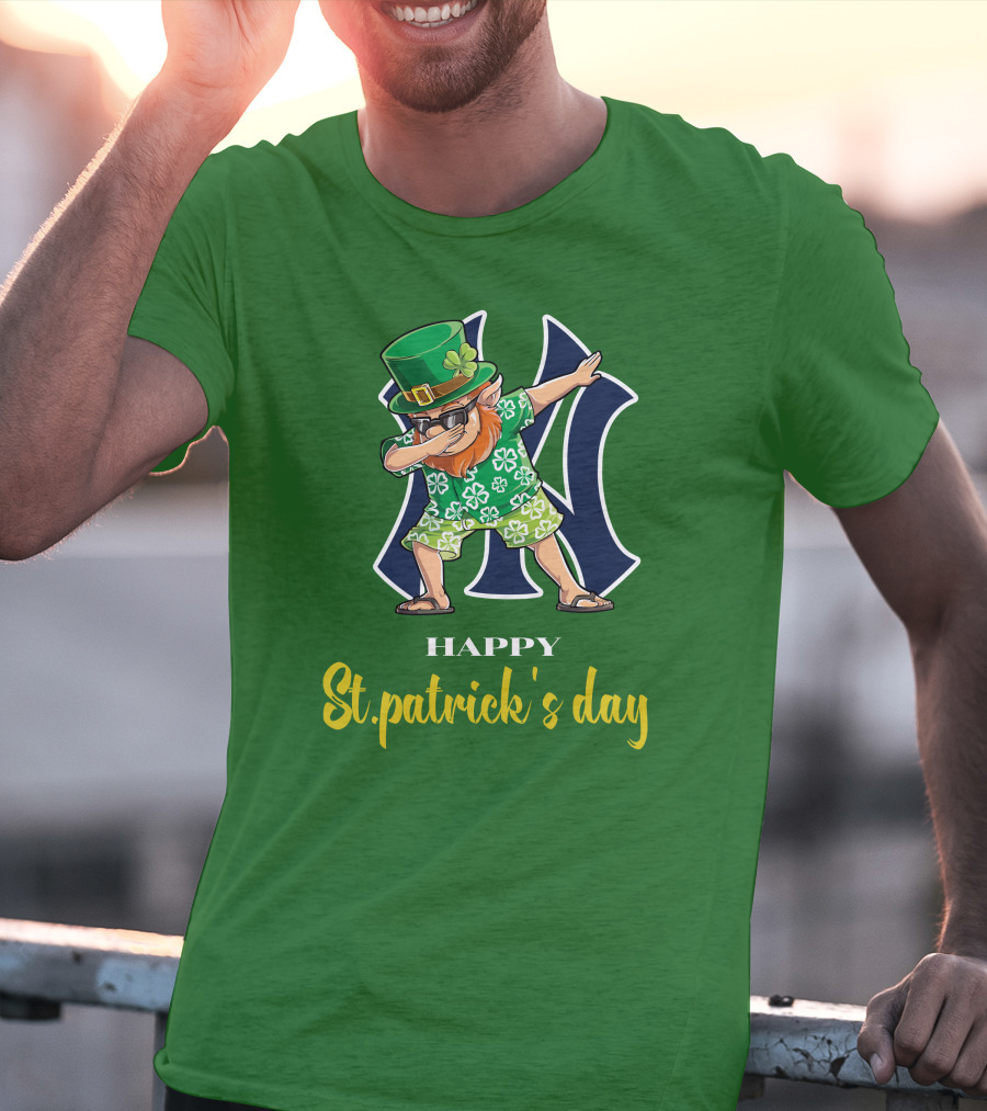 Happy St. Patrick's Day New York Yankees Dabbing Leprechaun T-Shirt