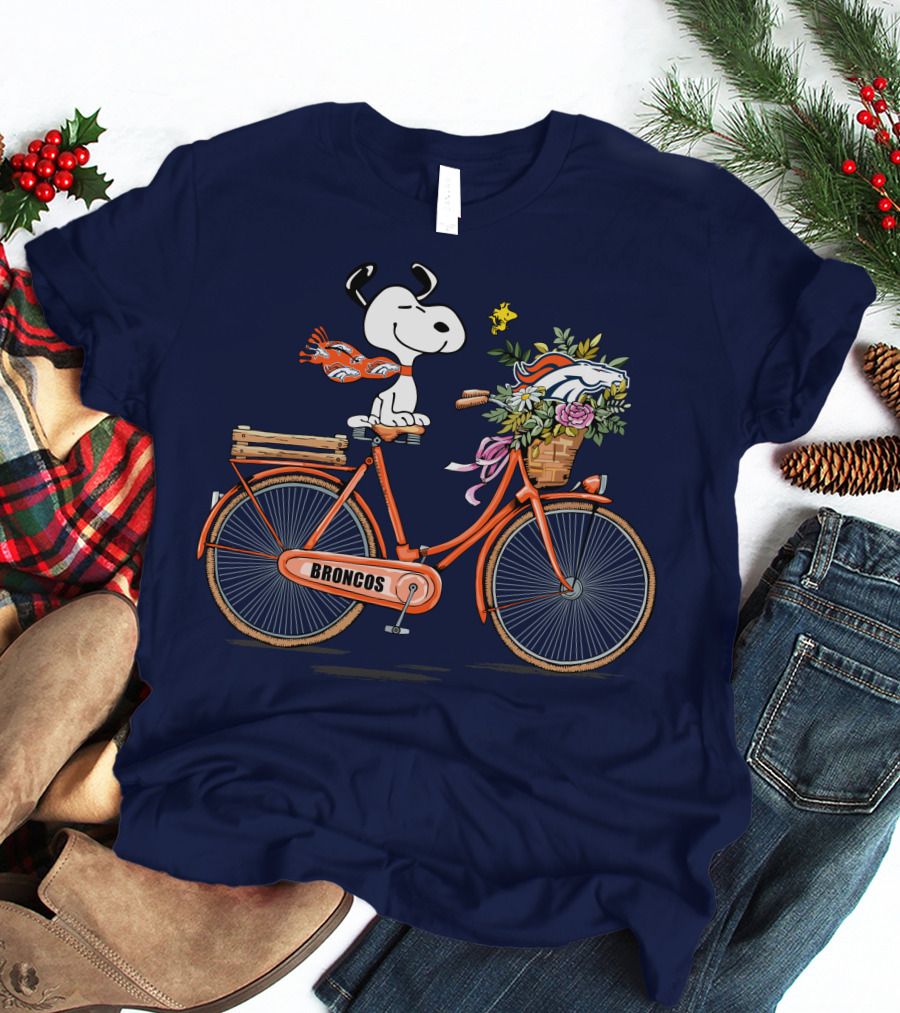 Denver Broncos Snoopy On Bicycle With Woodstock And Helmet T-Shirt