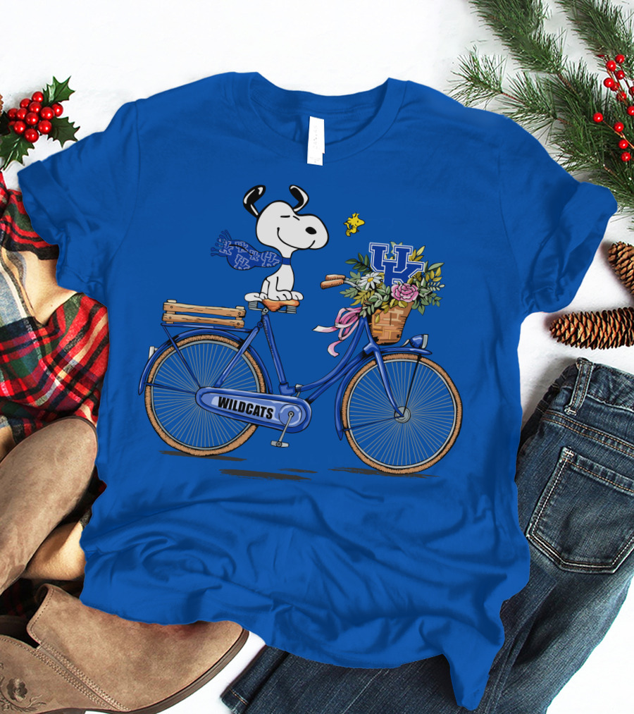 Kentucky Wildcats Snoopy On Bicycle With Flowers And UK T-Shirt