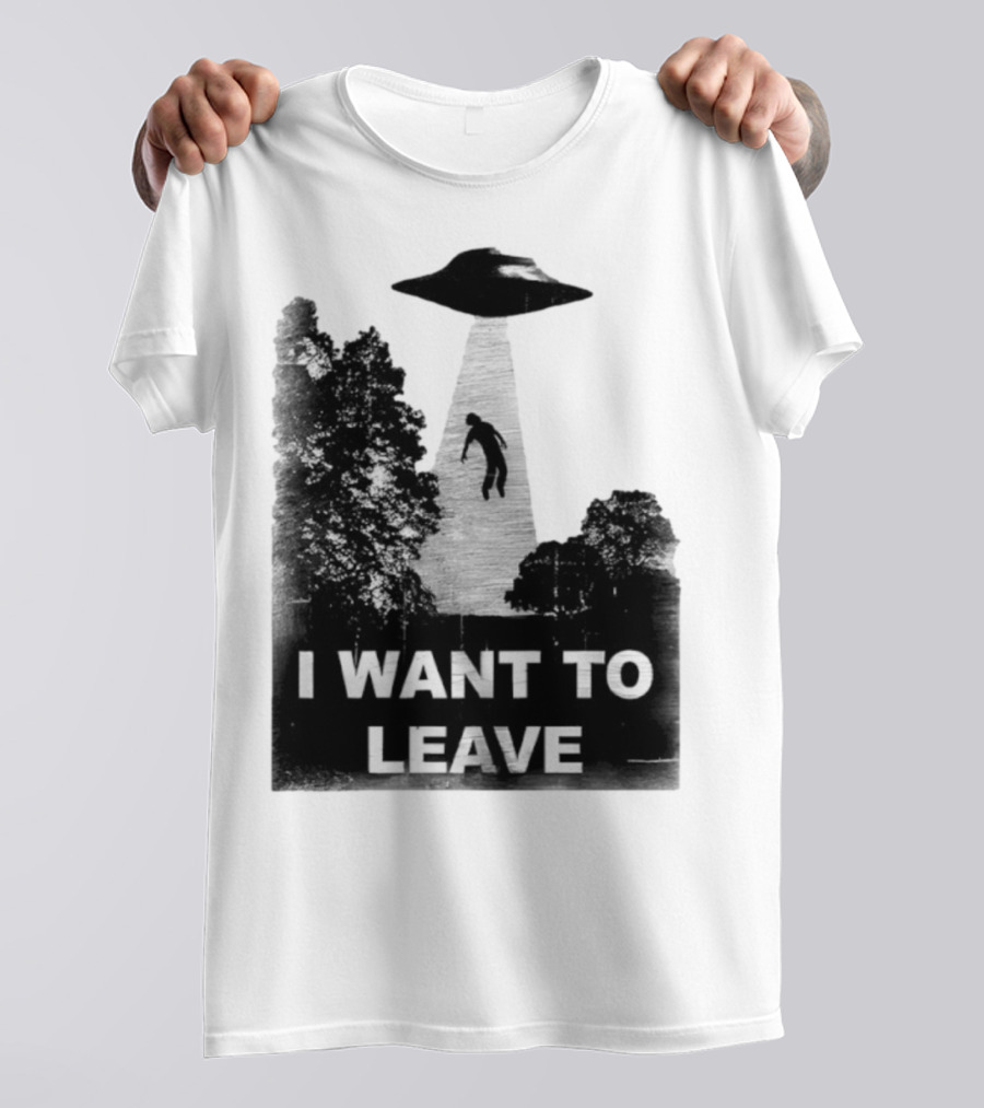 I Want To Leave UFO Abduction Scene Black And White Design T-Shirt