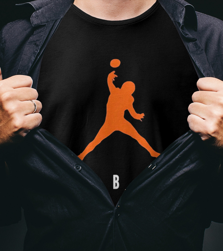 Caleb Williams QB1 Chicago Bears Football T-Shirt