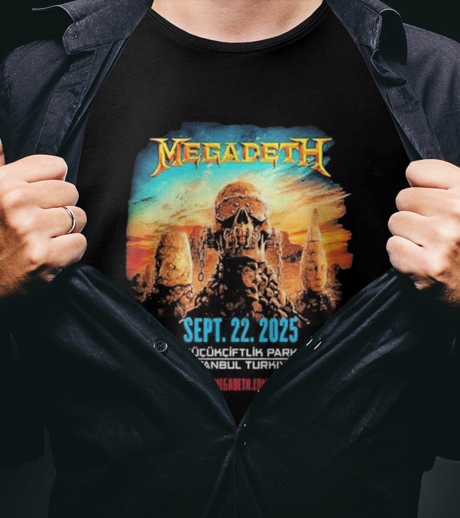 Megadeth September 22 2025 Küçükçiftlik Park Istanbul Turkey Skull T-Shirt