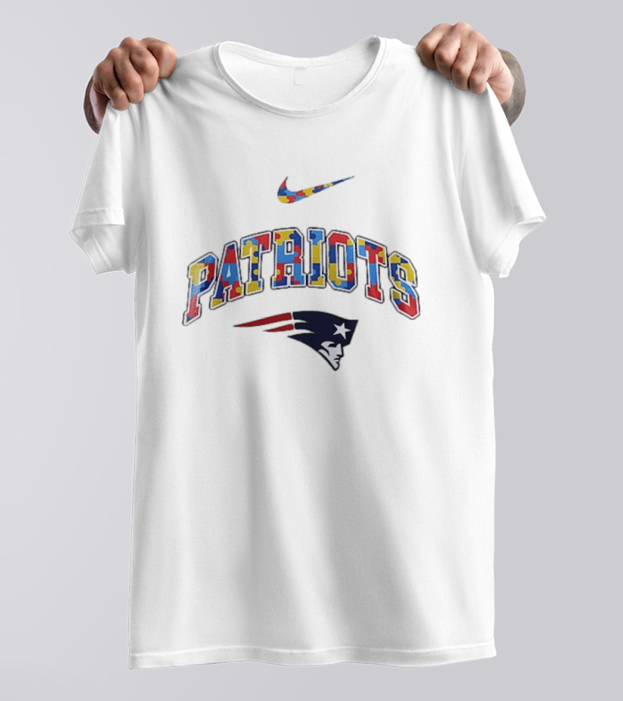 New England Patriots Puzzle Piece Autism Awareness Accept Understand Love T-Shirt