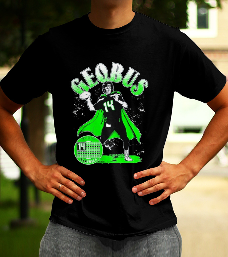 Geqbus Protector 14 Sam Erica Football Hero Green Cape T-Shirt