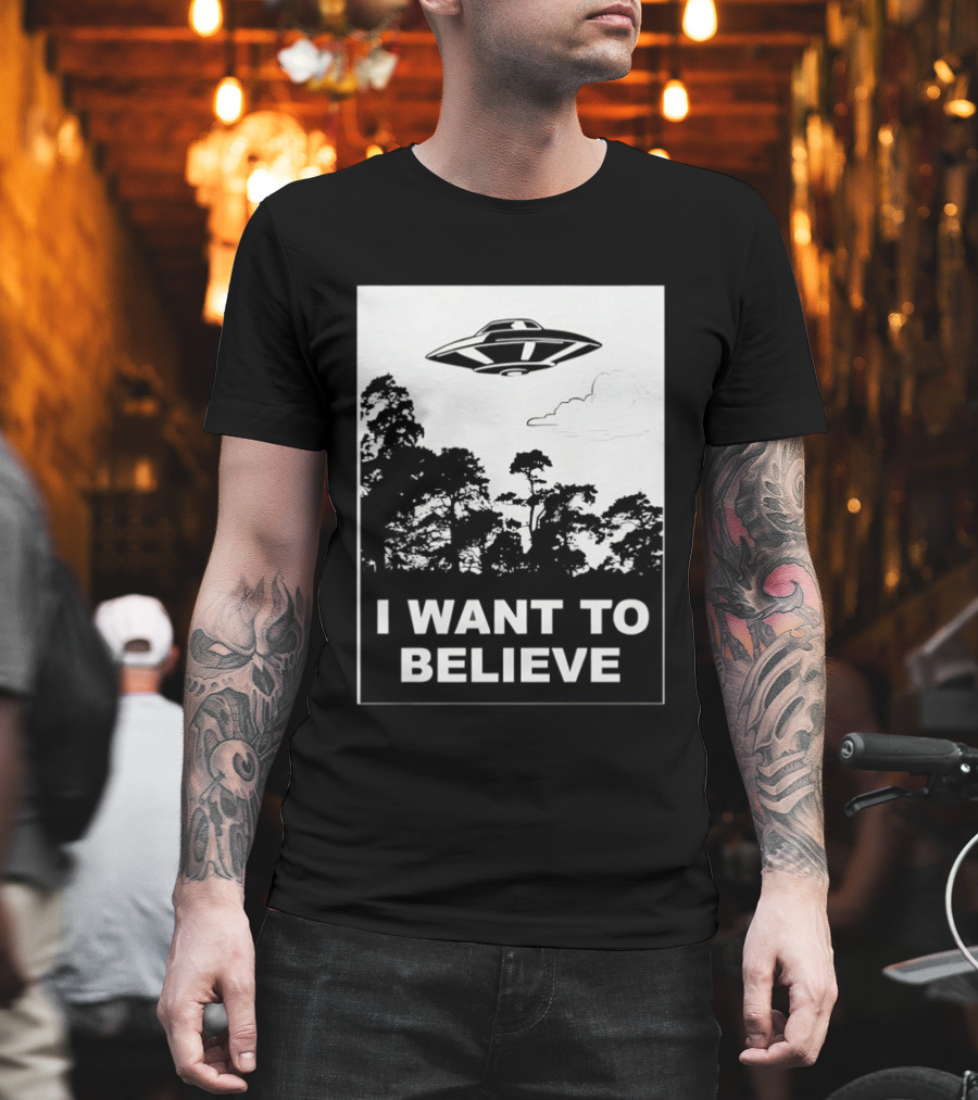 UFO I Want To Believe Flying Saucer Forest T-Shirt