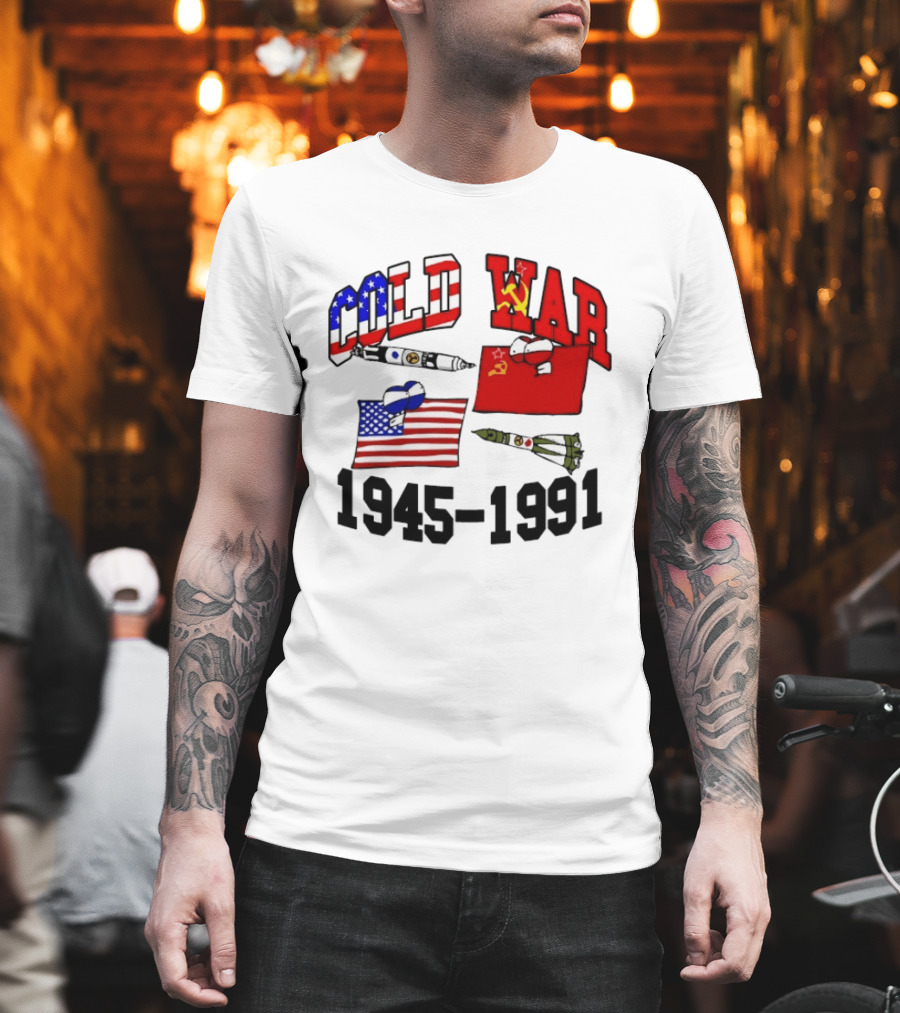 Cold War 1945 1991 American Soviet Rivalry Flags And Rockets T-Shirt